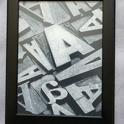 Kindle Paperwhite Generation 6  3G  With 50 Books