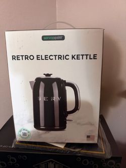 Servappétit Retro Electric Kettle