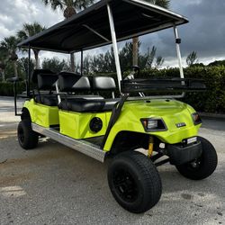 Yamaha 6 Passenger Golf Cart 
