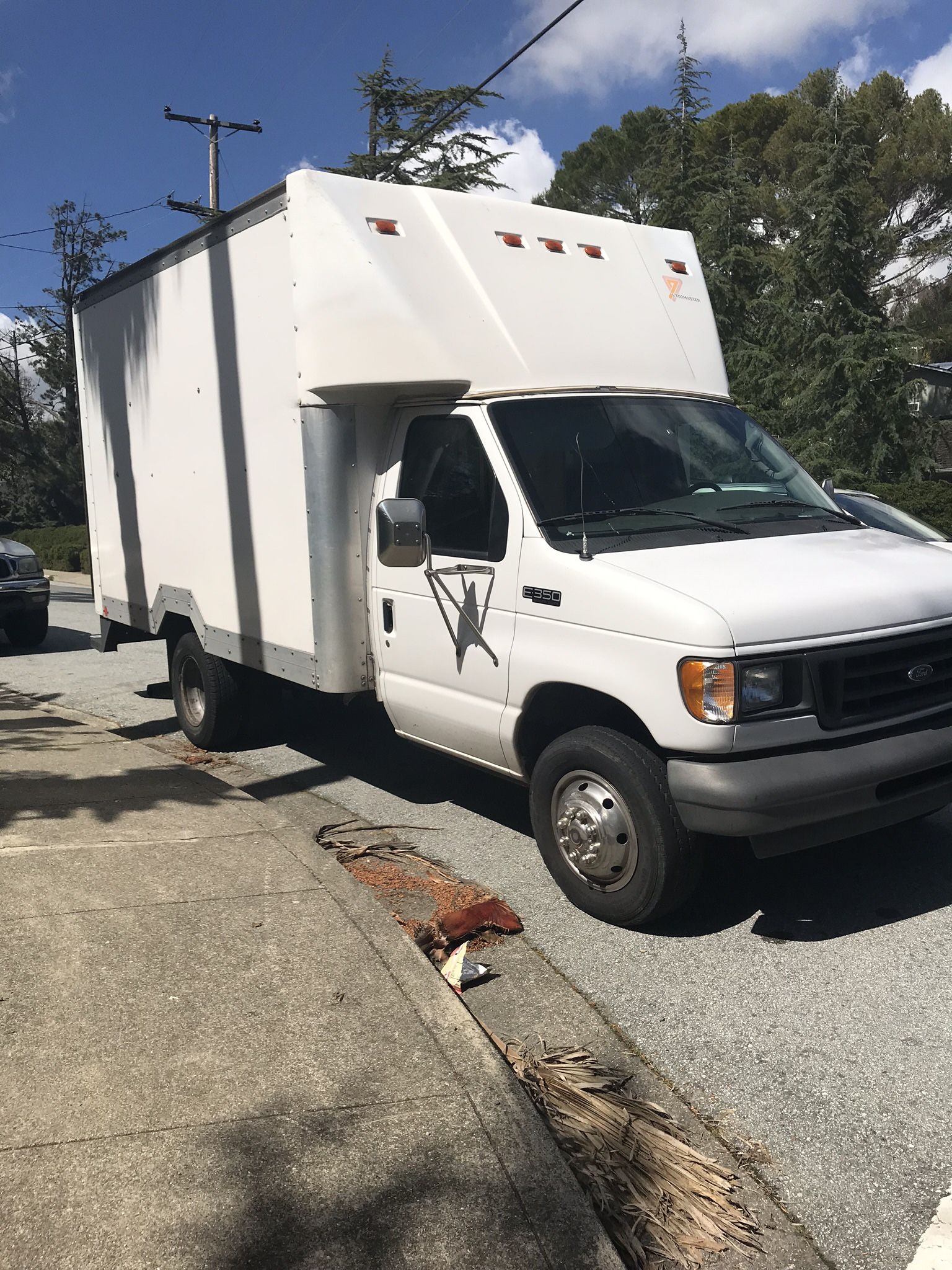 Diesel E-350 Box Truck