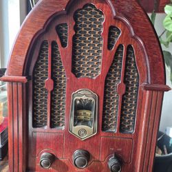 Antique Cathedral 1930's Replica Radio