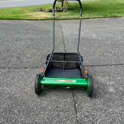 Scott’s 20 “ Push Mower