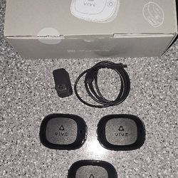 HTC VIVE ULTIMATE TRACKER PACK+DONGLE