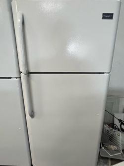 Refrigerator Frigidaire 30”