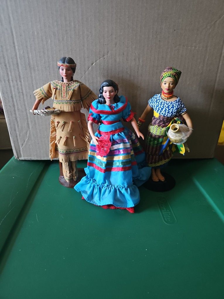 1990-1 Avon Nigeria, Native American, And Hispanic Porcelain Doll Collection With Stand 8" Tall