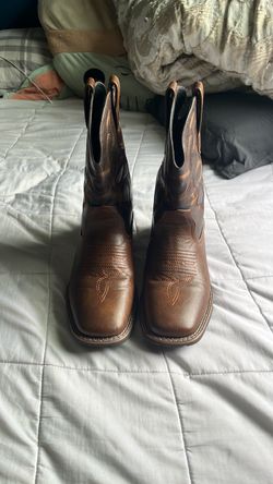 Western cowboy boots