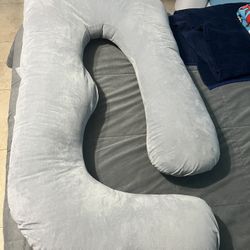 Pregnancy pillow