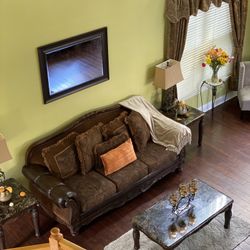 Living Room Set/End Tables ‼️