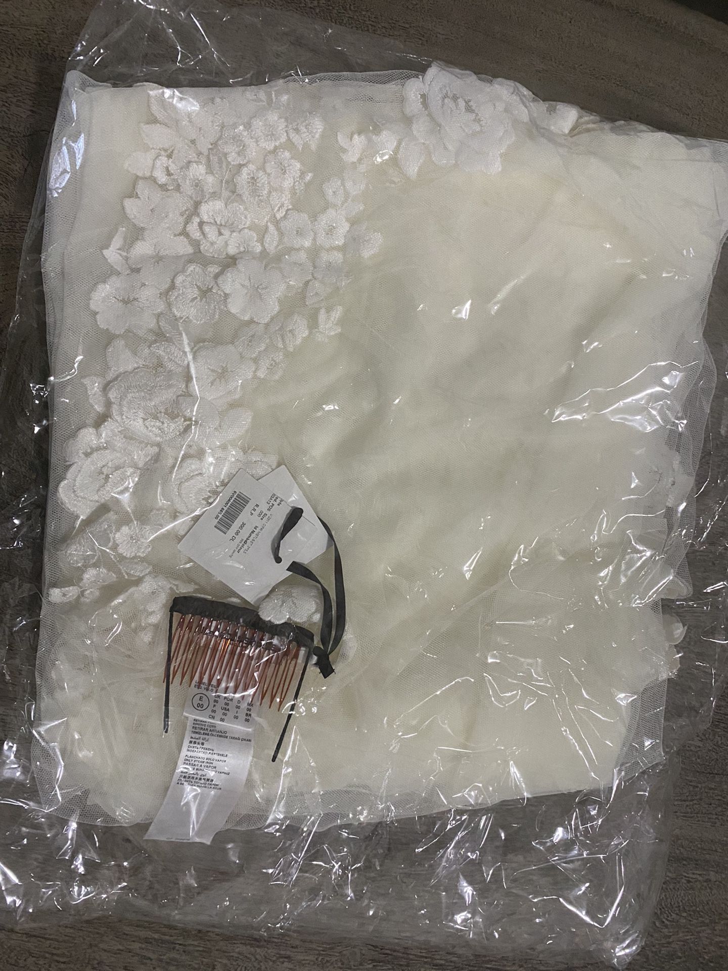 Wedding Veil (pronovia)