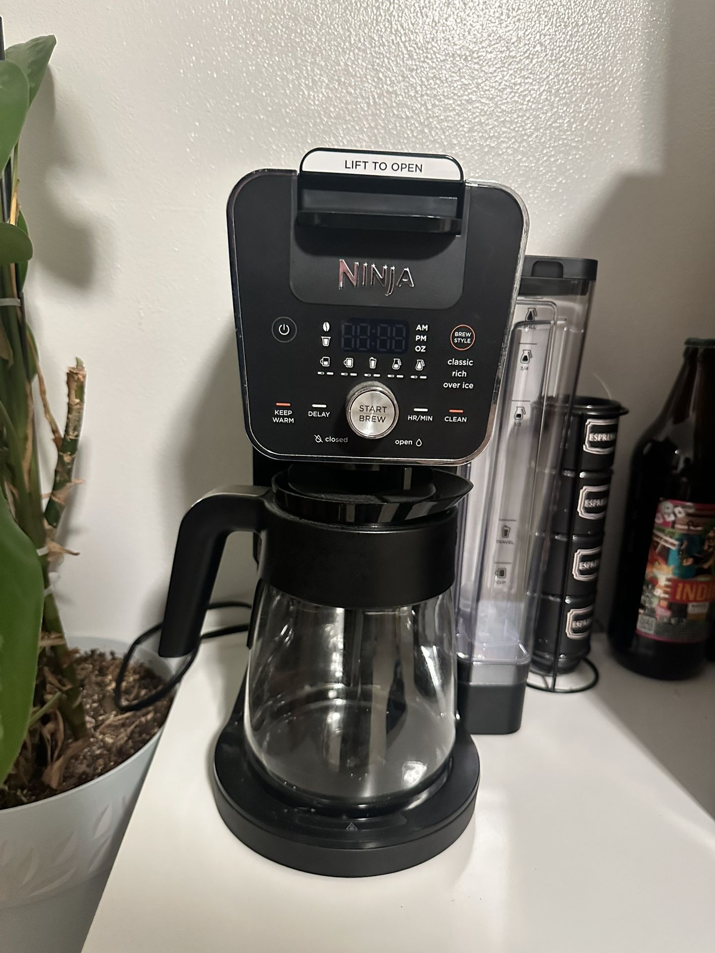 Ninja Dual Brew Coffee Maker. Model CFP201