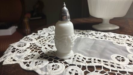 vintage Imperial Milk, Glass Pepper Shaker with Grapevine Pattern with Metal Lid