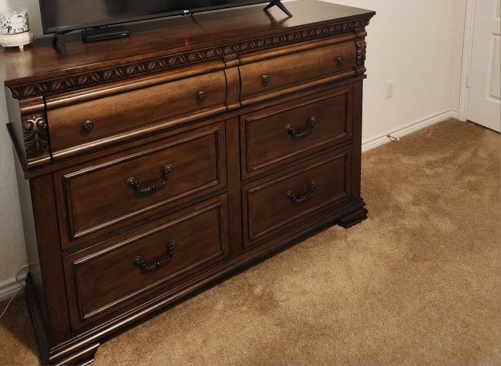 Bedroom Set