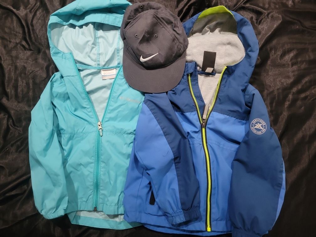 Kids Rain Jacket Size 4/5