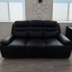 Marigold Black Leather 86" Power Reclining Sofa With USB