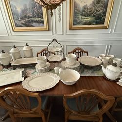 Chris Madden Corvella Ivory Dish set and serving pieces