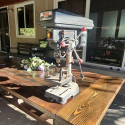 8 Inch 3 Speed Bench Top Drill Press.
