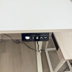 Electric standing desk white