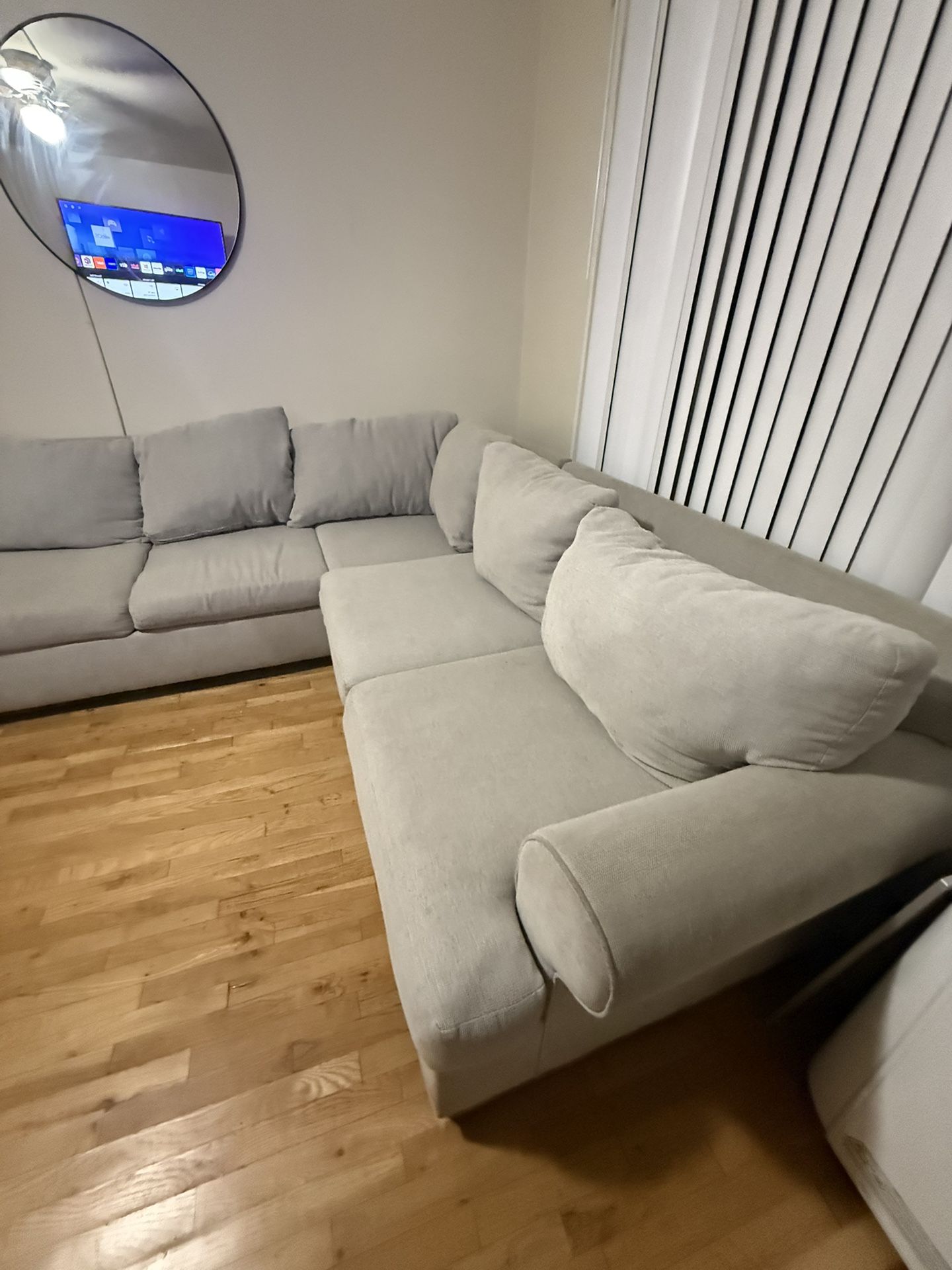 Couch Grey