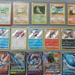 Pokemon Lot of 18