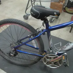 Used trek navigator 100 26” mountain bike 16.5” frame