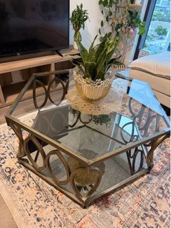 Living room table glass