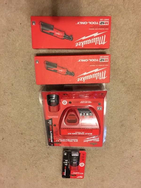 Electronic ratchet set, charger and battery 1/4 & 3/8