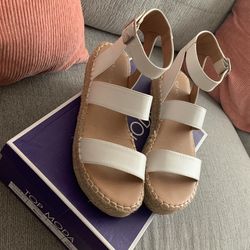 Sandals White 7.5