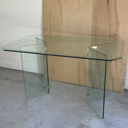 Gorgeous Glass Table 