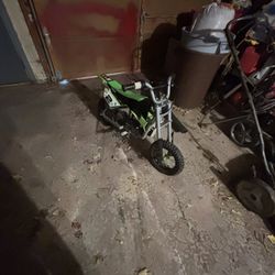 Razor Electric Dirt Bike 