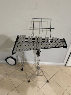 Xylophone Instrument /BAND/PERCUSSION/