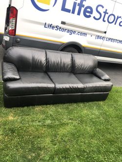 Beautiful Black Leather Sofa 87"L x 33" T x 35 " D