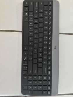 Logi Witeless Keyboard And Mouse