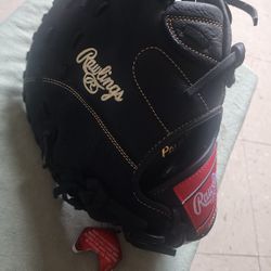 Rawlings First Basement Glove