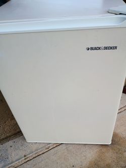 Black & Decker refrigerator