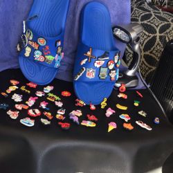 Collectible Crocs Shoes Size Adult 11