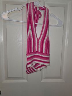 Women's Pink & White Halter Knitted Crop Top Size XL
