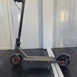 Electric scooter