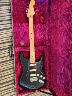 2013 Fender Special Edition Stratocaster