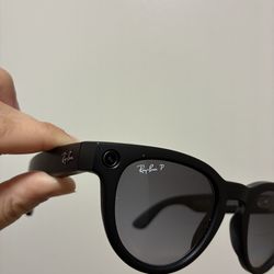 Ray-Ban Meta Headliner Smart Glasses w/ Charging Case Black