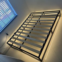 Platform Bed Frame (full) With Slats And Lights