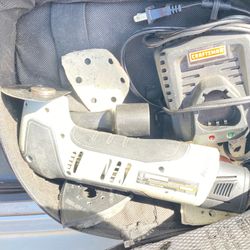 Craftsman Nextec 12V Oscillating Multi-Tool Kit