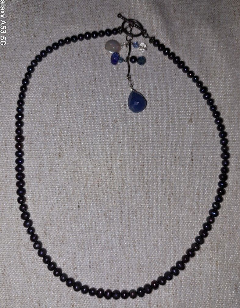 Round Bead Necklace Dangly Stone Clasp