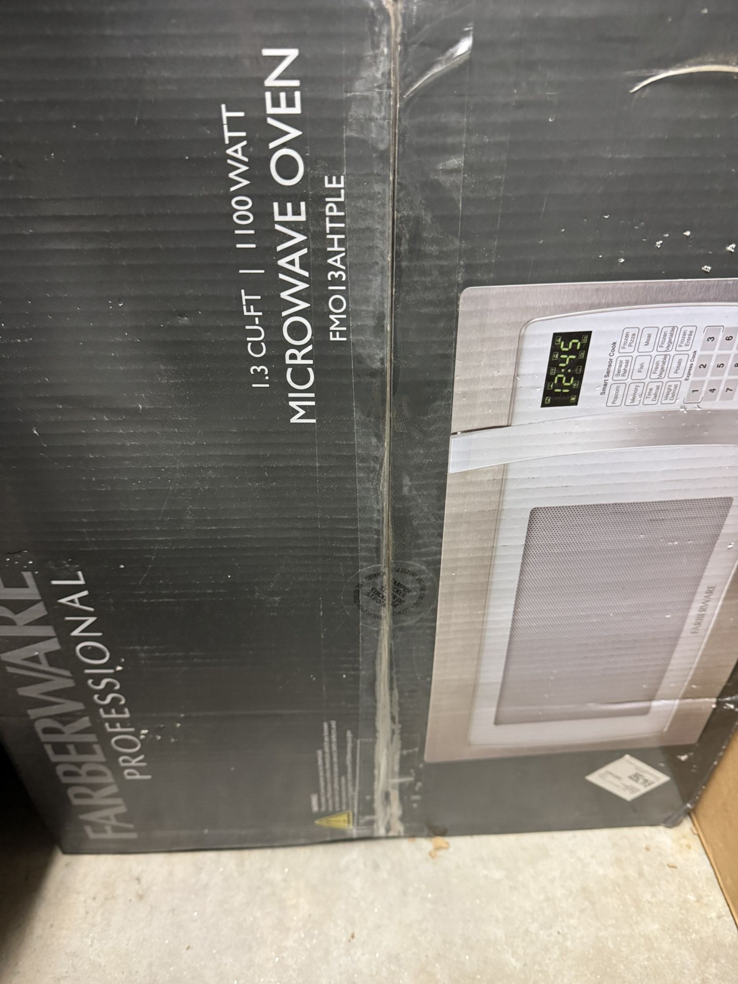 Professional 1.3 Ft.³ 1100W Microwave
