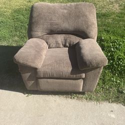FREE COUCH 