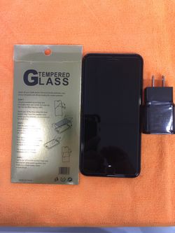 iPhone 8 Plus Space Grey 64 GB Unlocked