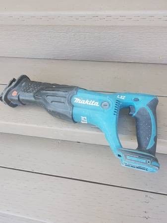 18v Makita Sawzall