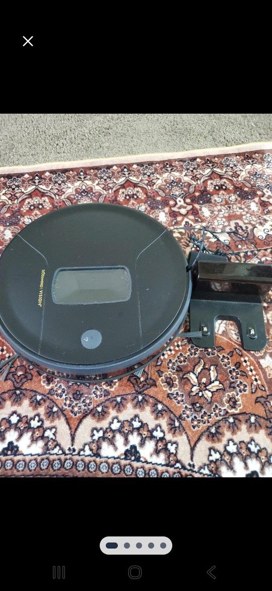 Robot Vacuum with Charging Dock