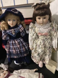 Porcelain dolls 10 of them