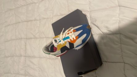 New balance shoes