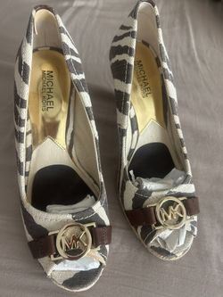 Michel Kors Cheetah Print Shoes 6.5